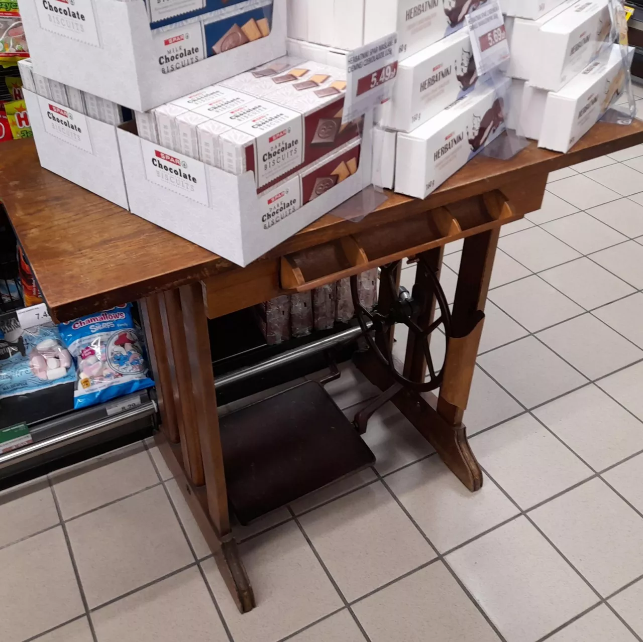 <p>Eurospar w Ziemi Obiecanej</p>