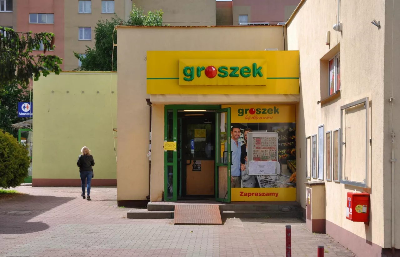 <p>Sklep Groszek.</p>