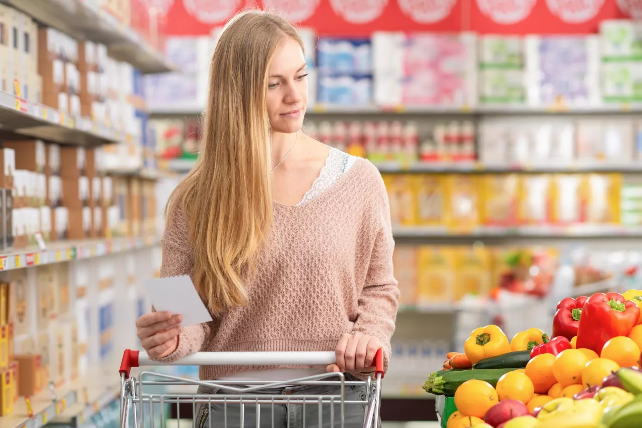 <p>Odpowiednie ustawienie regałów to prosty sposób na zwiększenie sprzedaży w sklepie</p>