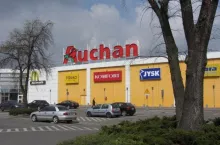 <p>Sklep Auchan</p>