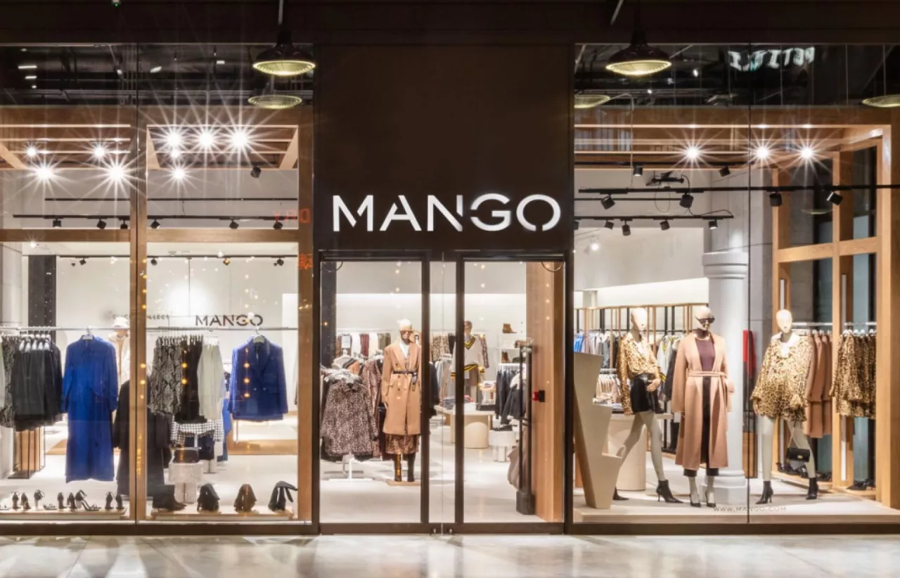 &lt;p&gt;Mango planuje otworzyć 500 sklepów do 2026 r. (fot. Mango)&lt;/p&gt;