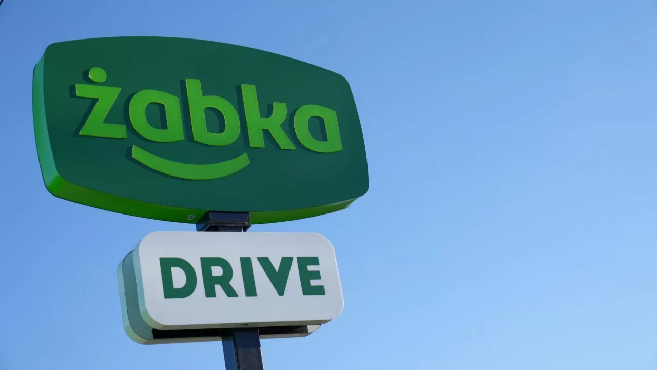 <p>Żabka Drive w Zduńskiej Woli (woj. łódzkie).</p>