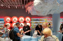 &lt;p&gt;Litewska sieć Candy Pop otworzyła jak dotąd w Polsce trzy sklepy, przy czym na każdy z nich wydała po 150 tys. euro (fot. Wiadomości Handlowe)&lt;/p&gt;