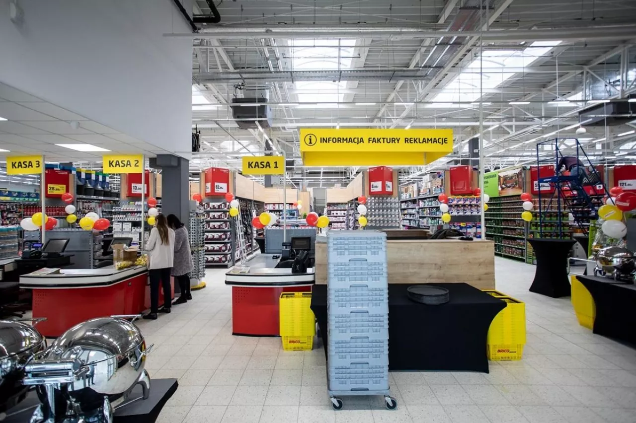 <p>Wnętrze sklepu numer 200</p>