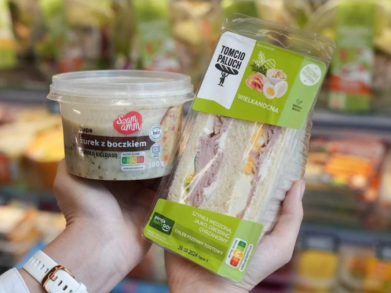 <p>Żabka przygotowała na święta ofertę wielkanocnych dań</p>