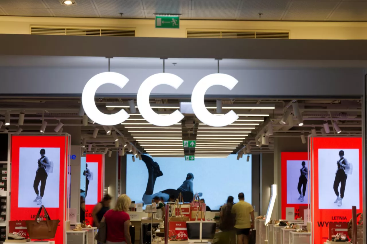 Na zdj. sklep marki CCC w Warszawie (fot. Below the Sky/Shutterstock)