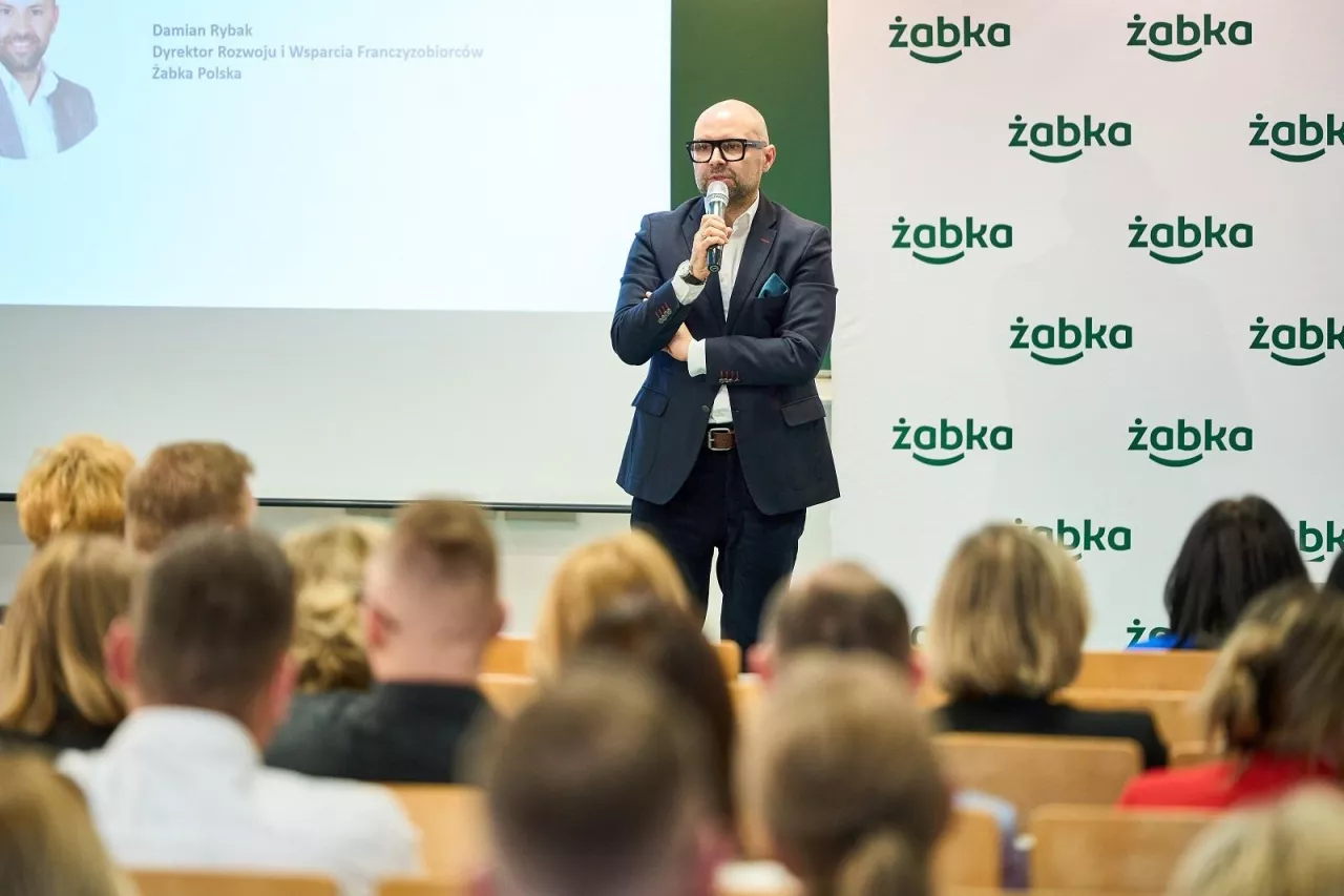 <p>Akademia Przedsiębiorczości Żabki</p>