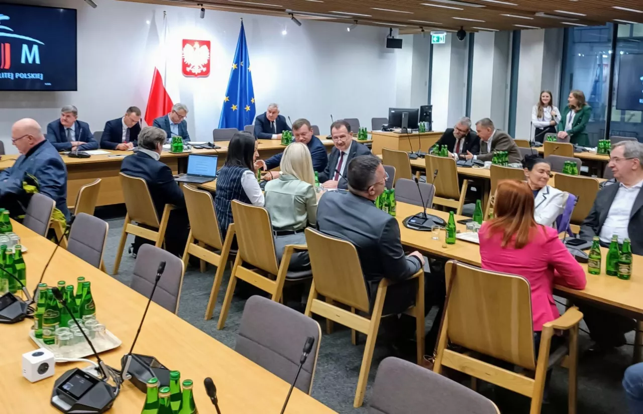 <p>SAiF oczekuje, że ustawą franczyzową zajmie się szybko Sejm.</p>