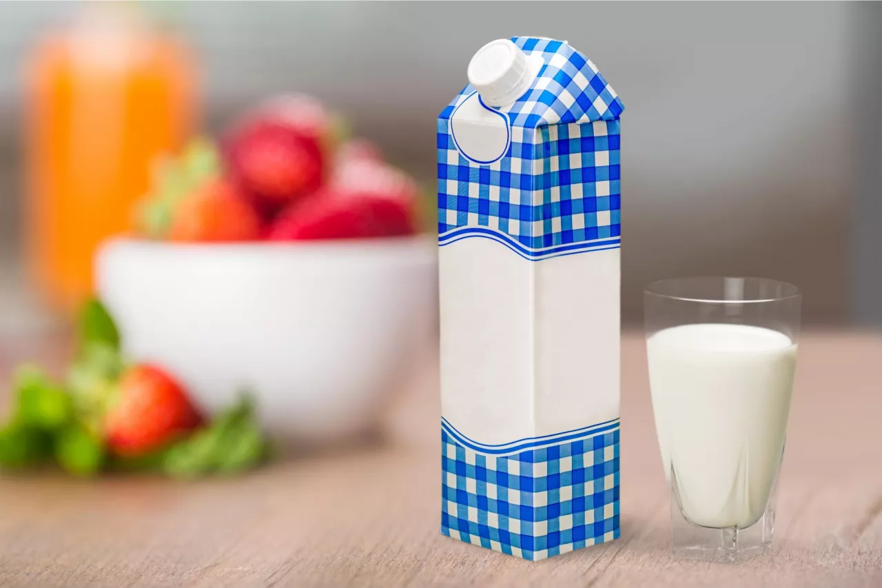 Kartony do płynnej zywności (fot. Shutterstock)