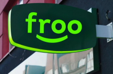 Pierwszy sklep Froo w Rumunii już działa (fot. Łukasz Rawa; fotomontaż: Patryk Makowski)