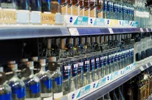 Mazowiecki Związek Stowarzyszeń Abstynenckich chce wprowadzenia w Polsce minimalnych cen na alkohol (fot. Łukasz Rawa, wiadomoscihandlowe.pl)