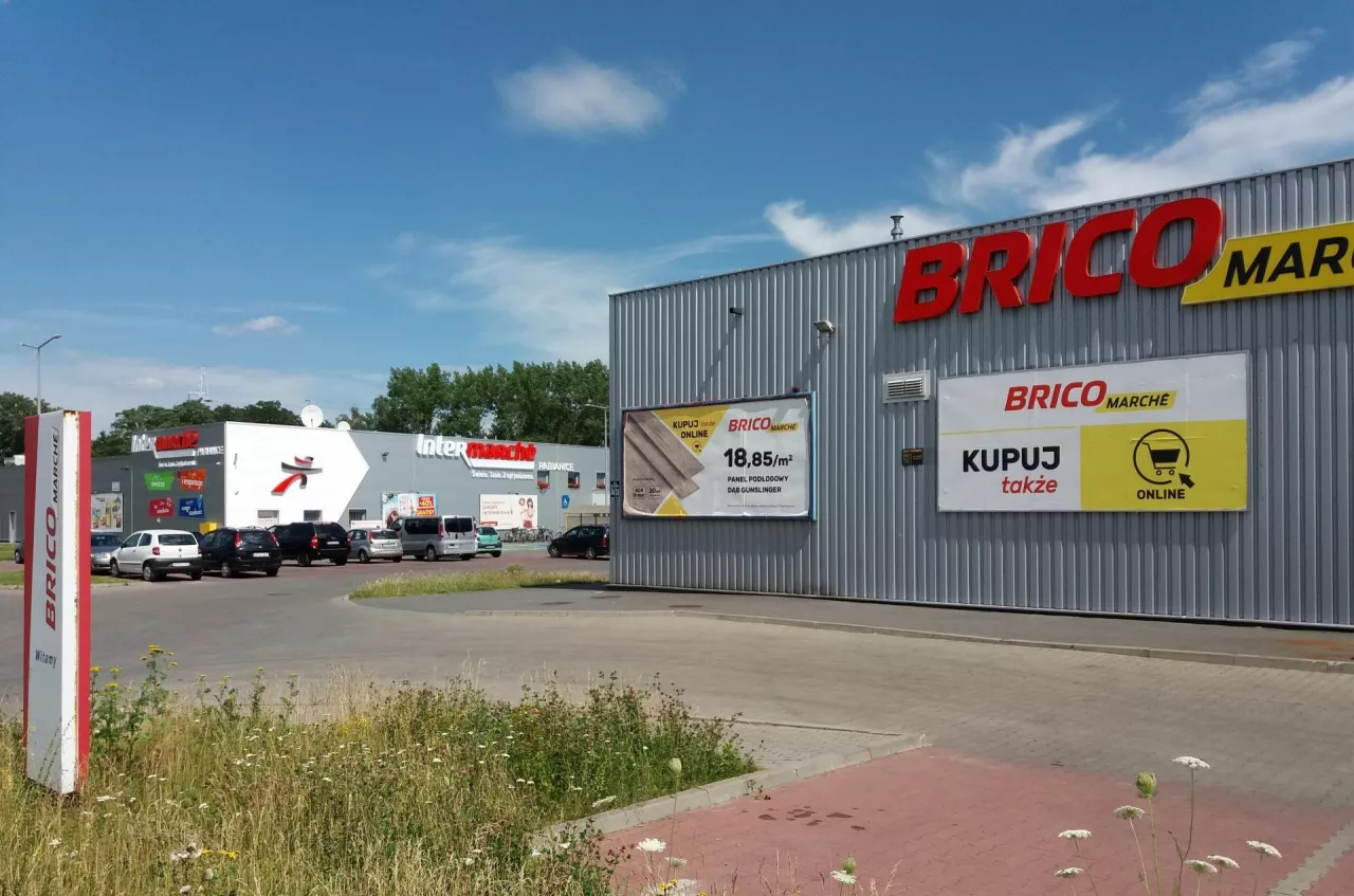 <p>Bricomarche i Intermarche Power w Pabianicach (fot. wiadomoscihandlowe.pl/KK)</p>