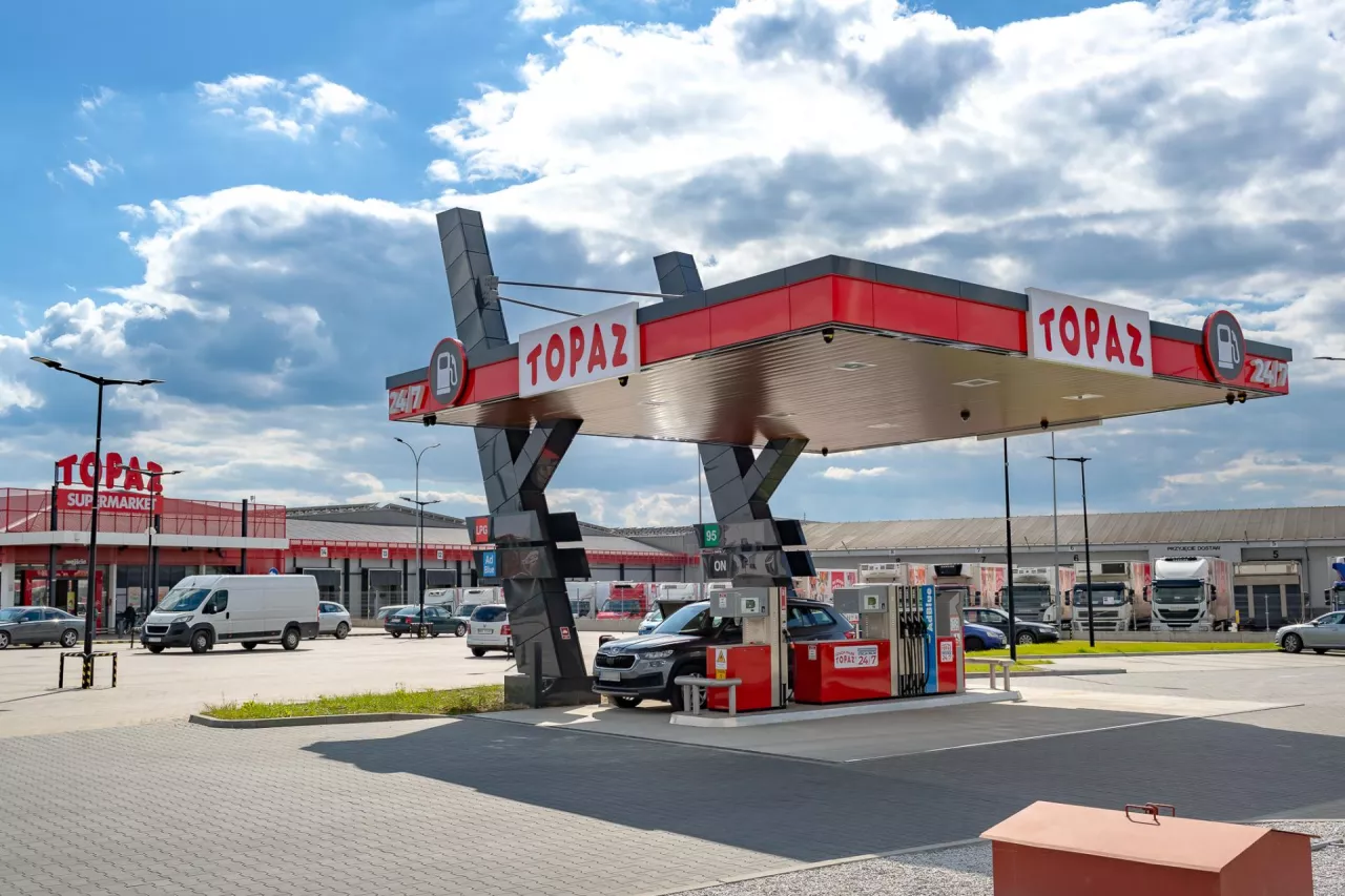 Na zdj. samoobsługowa stacja paliw Topaz 24/7 w Starym Opolu k. Siedlec (fot. Topaz)