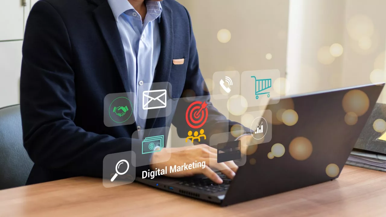 Portale i aplikacje sprzedażowe masowo stosują złe praktyki marketingowe (fot. Shutterstock)