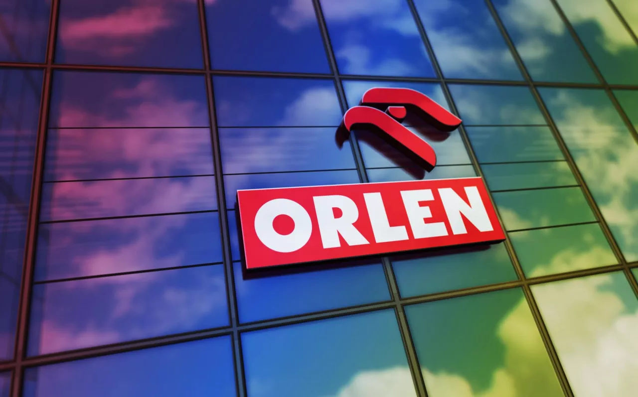 Logo Orlenu (fot. Skorzewiak/Shutterstock)