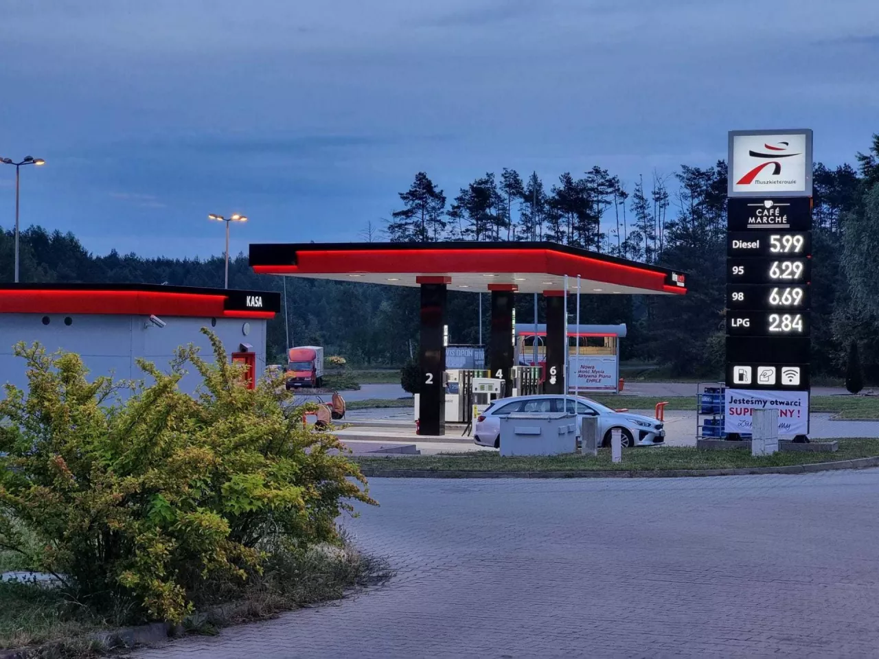 Stacja paliw Intermarche w Zielonej Górze (fot. Materiały Prasowe)