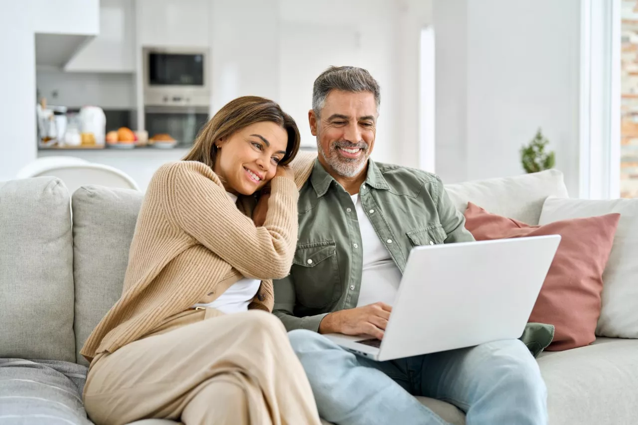 Zwyczaje zakupowe konsumentów online (fot. Shutterstock)