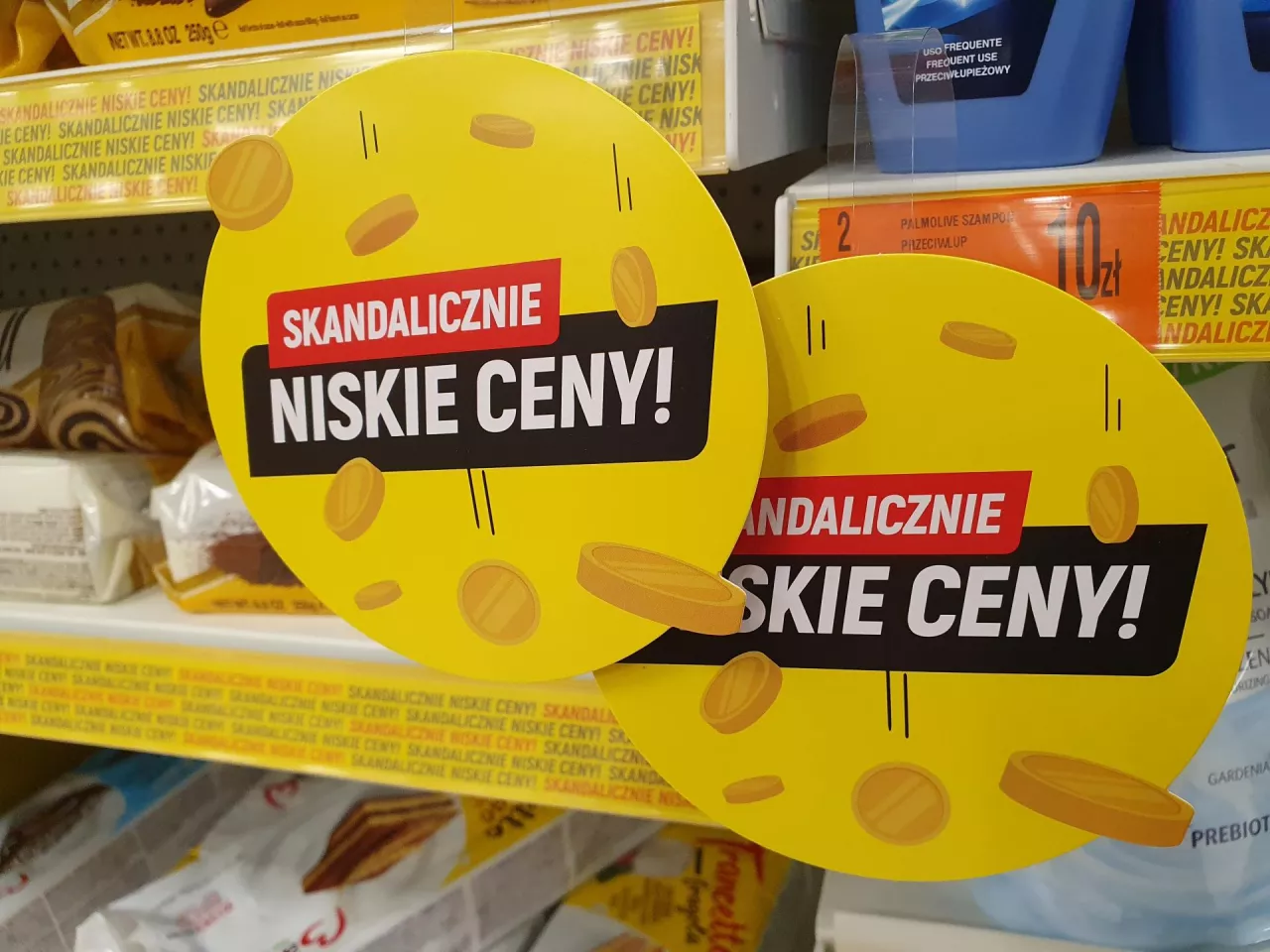 Skandalicznie niskie ceny (fot. wiadomoscihandlowe.pl)