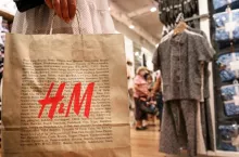 Szwedzka rupa H&amp;M otwiera w Polsce pierwszy salon marki H&amp;M poszerzony o ofertę Home (fot. Shutterstock)