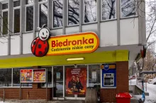 Sklep sieci Biedronka (fot. ArDanMe/Shutterstock)