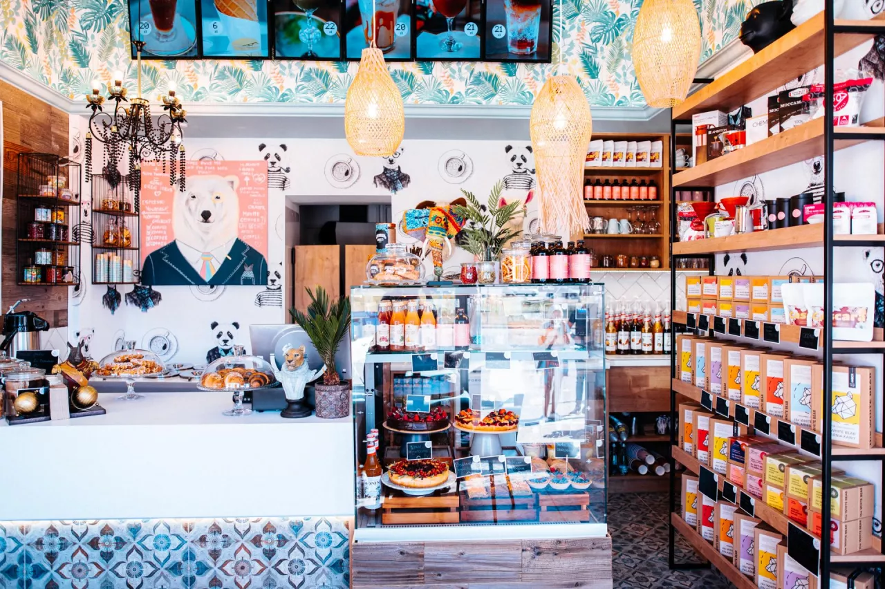 <p>The White Bear Coffee (fot. mat. pras.)</p>