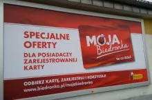 Oszuści kradną w Biedronkach rabaty przypadkowych osób (fot. wiadomoscihandlowe.pl)