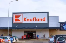 Na zdj. sklep sieci Kaufland (fot. ZhakYaroslav/Shutterstock)