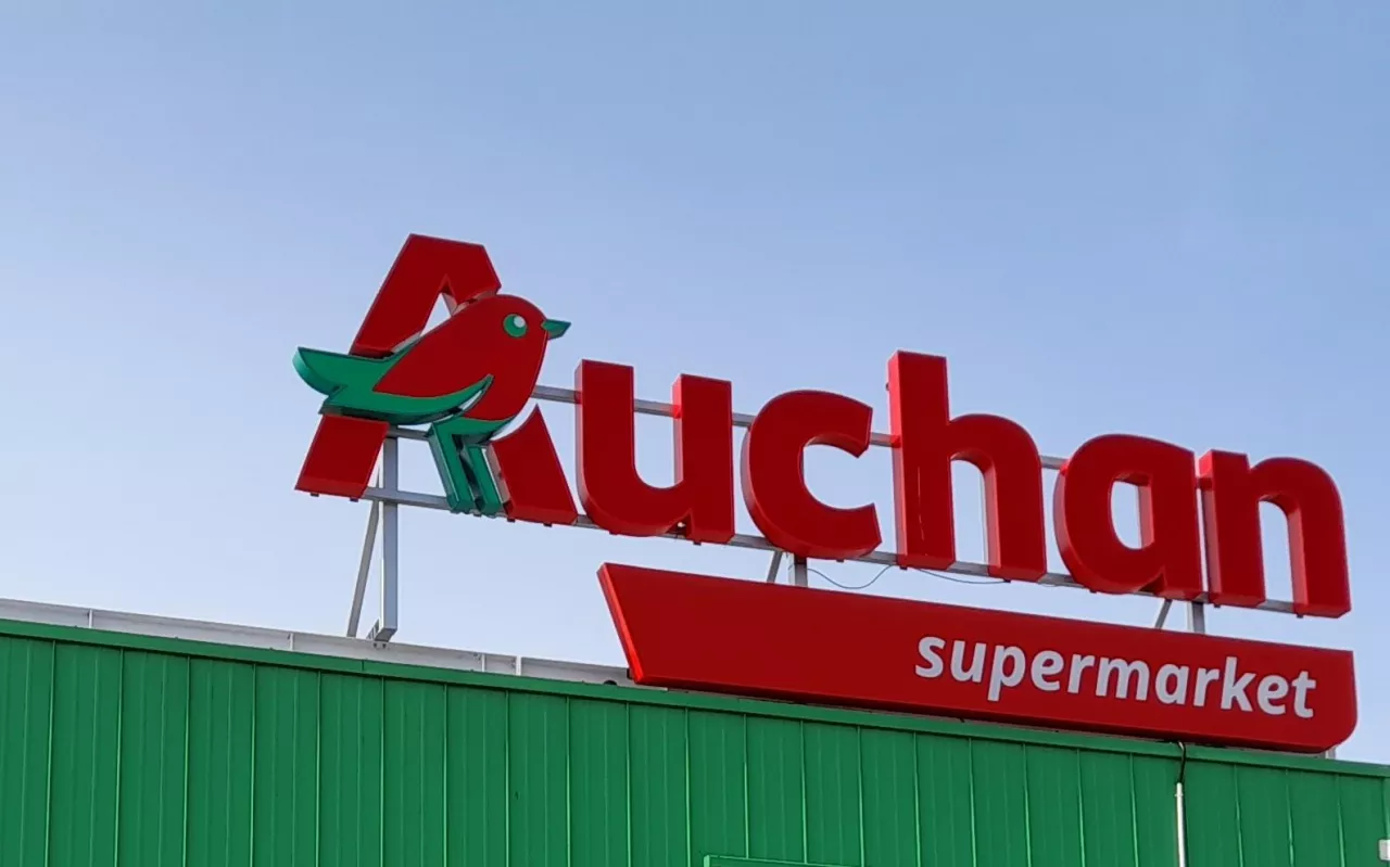 Masowe zwolnienia w Auchan (fot. Konrad Kaszuba)