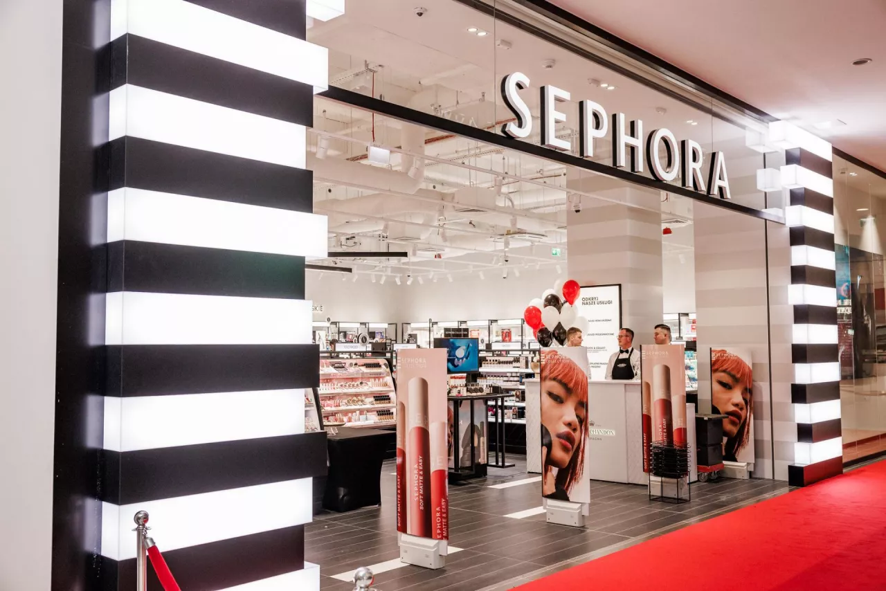 Sieć Sephora stanowczo zaprzeczyła informacjom, o tym jakoby finansowała kampanię wyborczą Donalda Trumpa (fot. materiały prasowe)