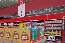 Carrefour - w ramach testów - zaczął wprowadzać do stref outlet produkty FMCG, w tym żywność.(fot. LinkedIn)