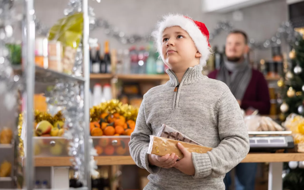 1453 zł - taką kwotę średnio gospodarstwo domowe planuje przeznaczyć na wyprawienie tegorocznego Bożego Narodzenia (fot. Shutterstock)