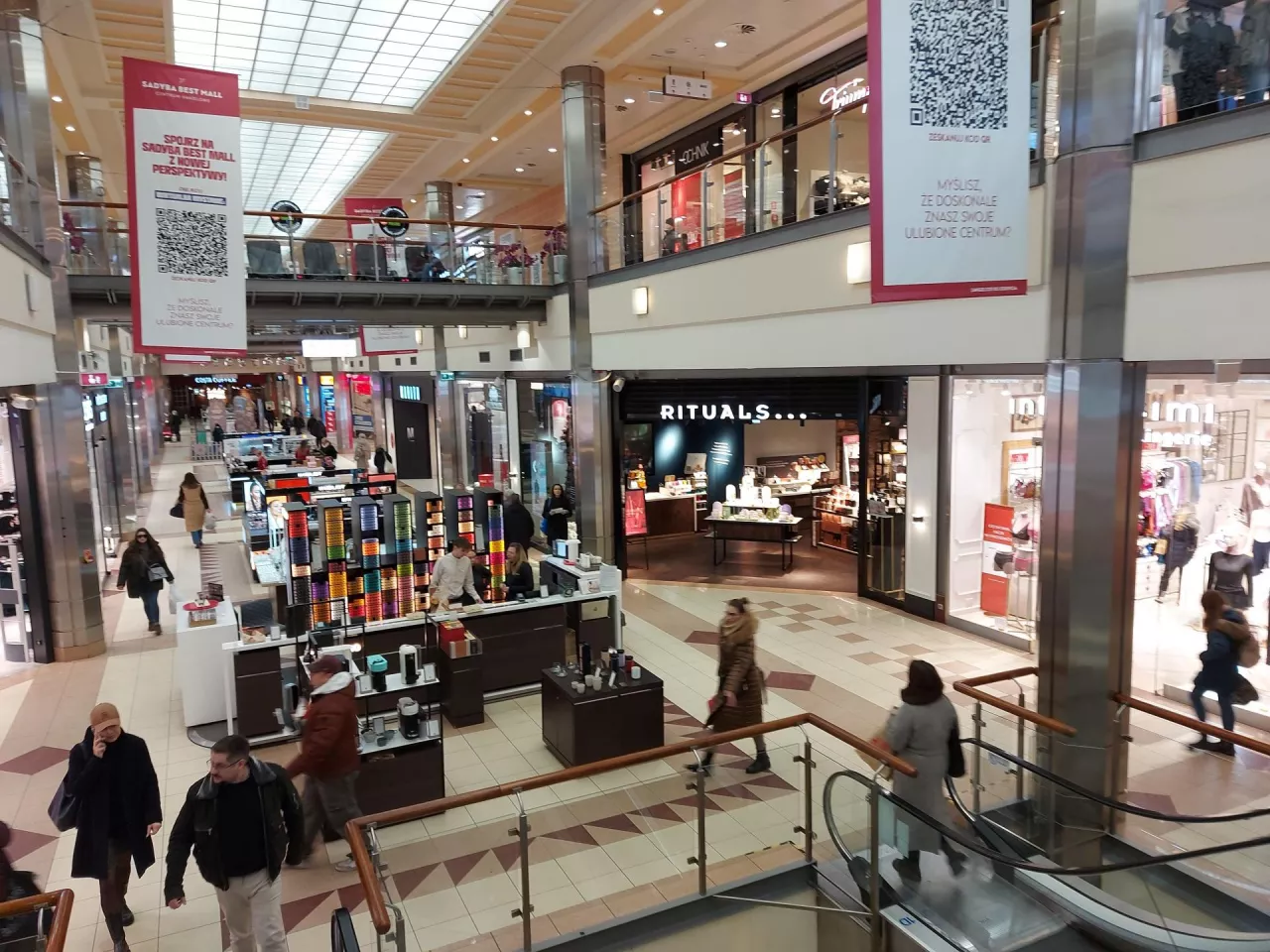 Sadyba Best Mall (fot. Wiadomoscikosmetyczne.pl)