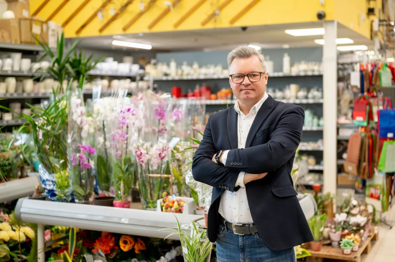 <p>Marek Sawa, prezes sieci Bricomarché</p>