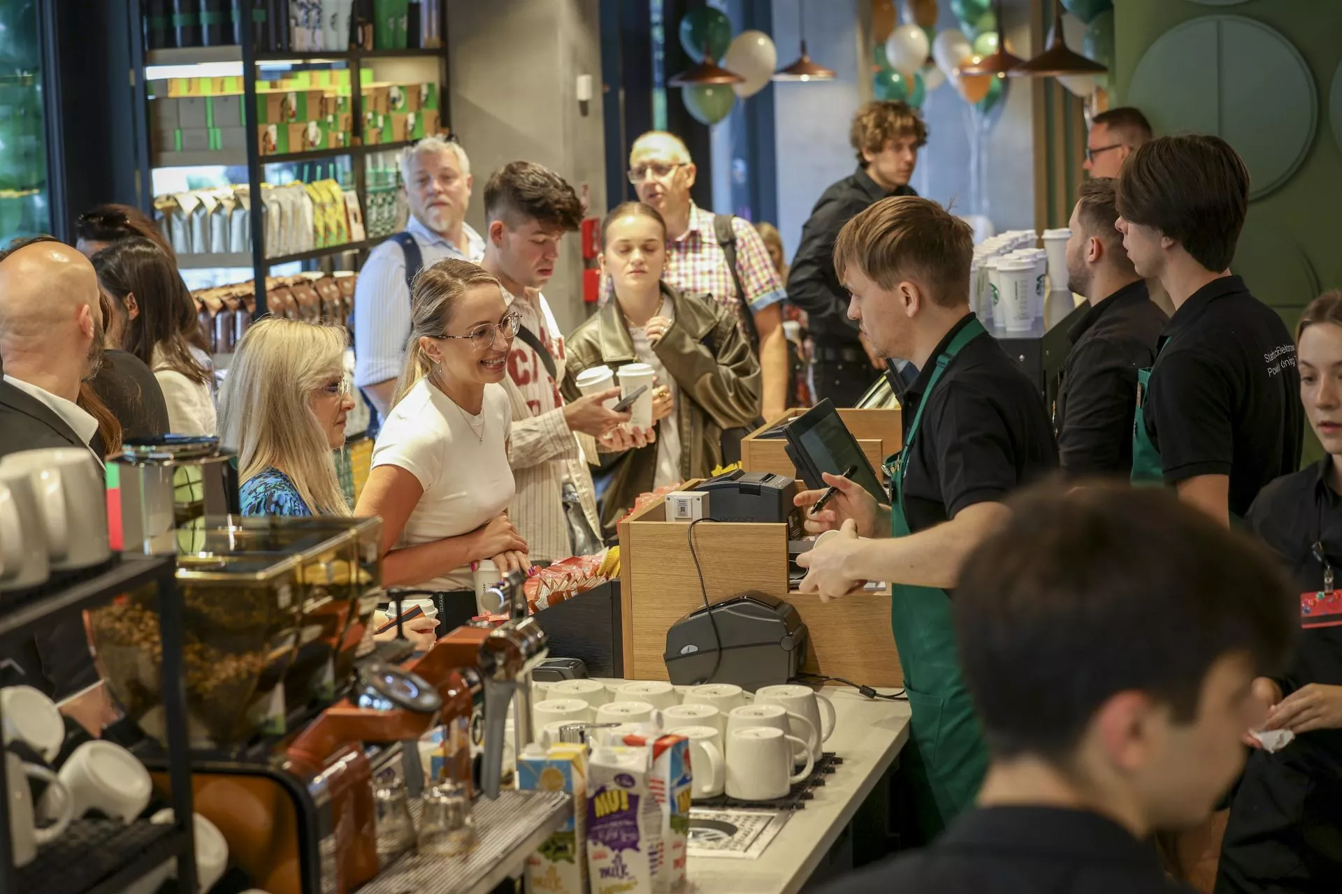 Starbucks chce być jeszcze bliżej polskich klientów. Gdzie amerykański gigant chce otwierać kawiarnie w naszym kraju?