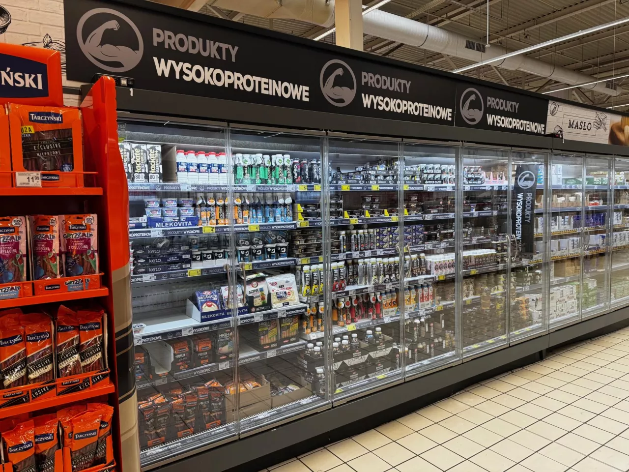 Kolejna strefa zagościła w sklepach Carrefour - tym razem z produktami wysokobiałkowymi (fot. mat.pras.)