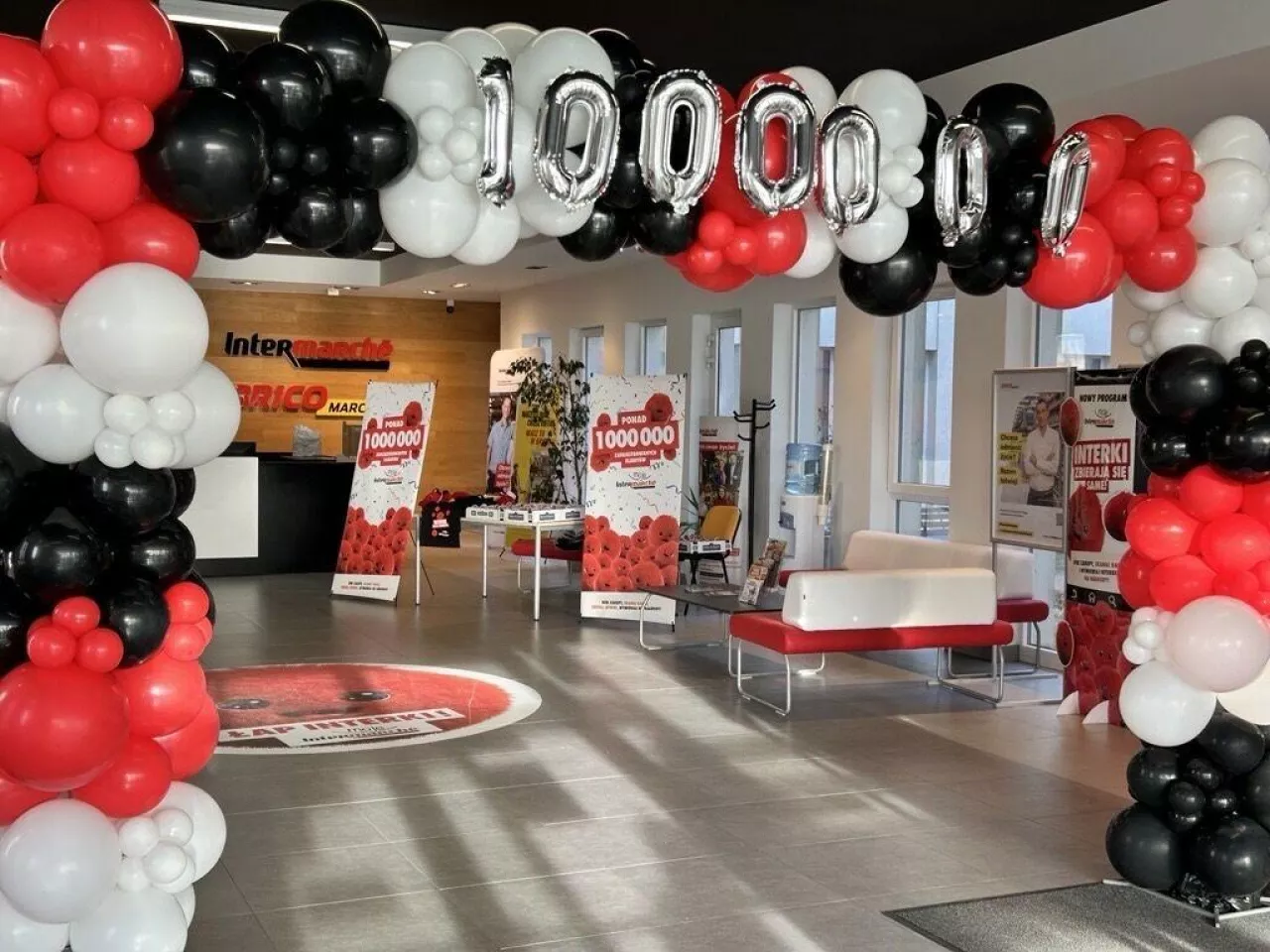 <p>Ponad milion osób zarejestrowanych w programie Moje Intermarché</p>