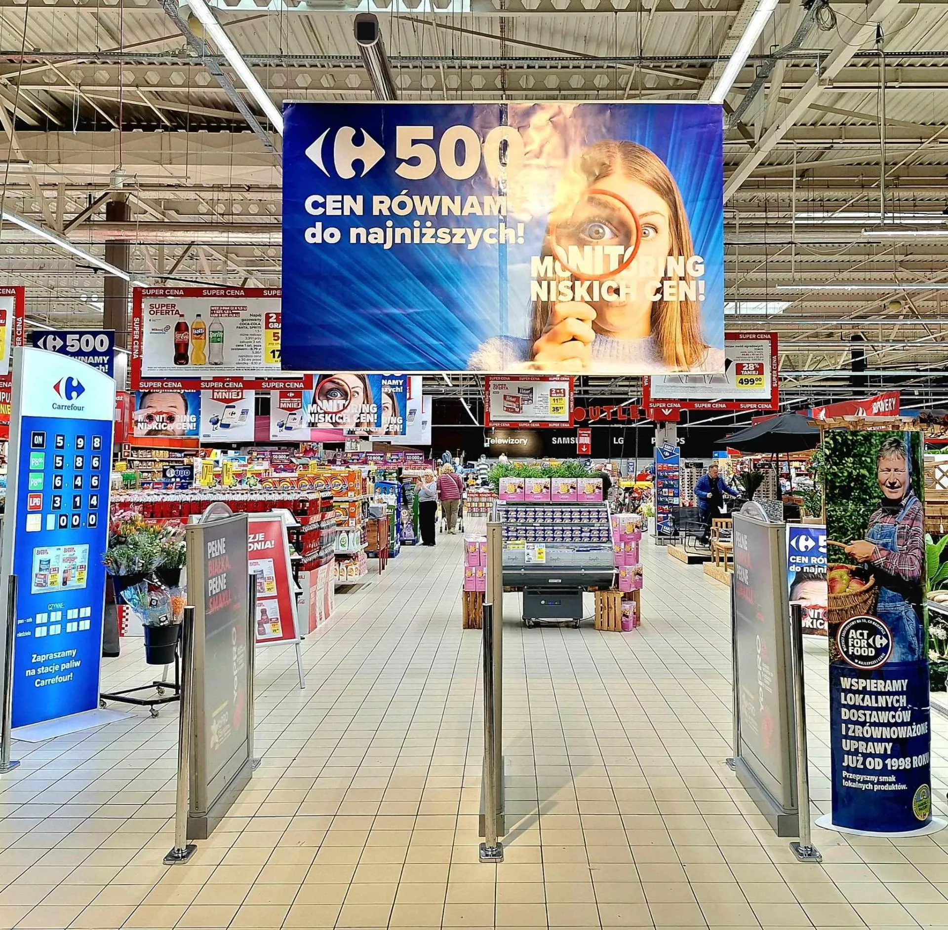 Carrefour pokazuje nową wizję wielkomiejskiego hipermarketu. Co się zmienia?