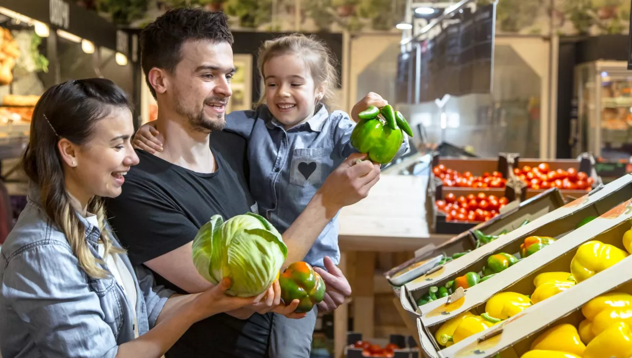 Ujemna dynamika sprzedaży detalicznej w lutym 25 r. (fot. Shutterstock)