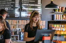 <p>Nowy lokal sieci Fit Cake</p>