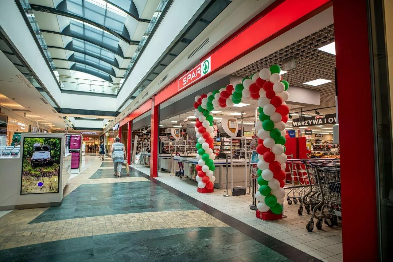 <p>Sklep SPAR w Galerii Mazovia</p>