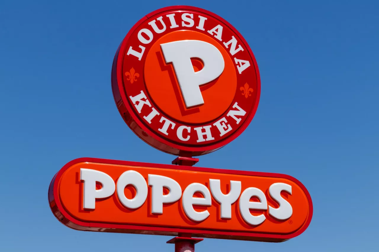 Sieć restauracji Popeyes wejdzie do Polski w 2023 r. (shutterstock.com)