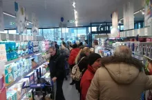 Tłumy klientów podczas otwarcia dyskontu sieci Aldi w Warszawie, fot. materiały własne