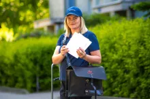 Listonosz jak wpłatomat. Poczta Polska z nową wersją przekazów i wpłat (fot. Poczta Polska)