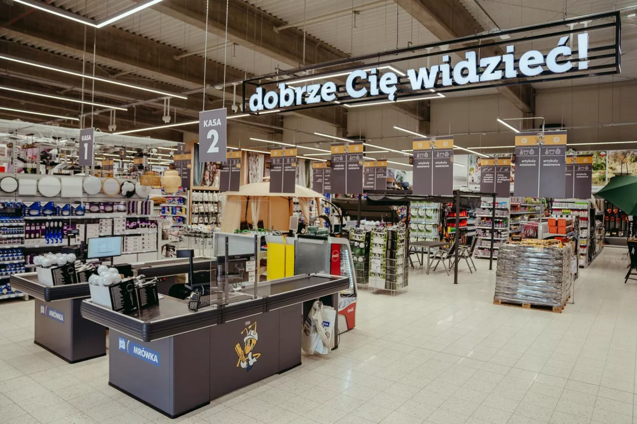 Market PSB Mrówka prowadzony przez firmę Topaz (fot. PSB Mrówka)