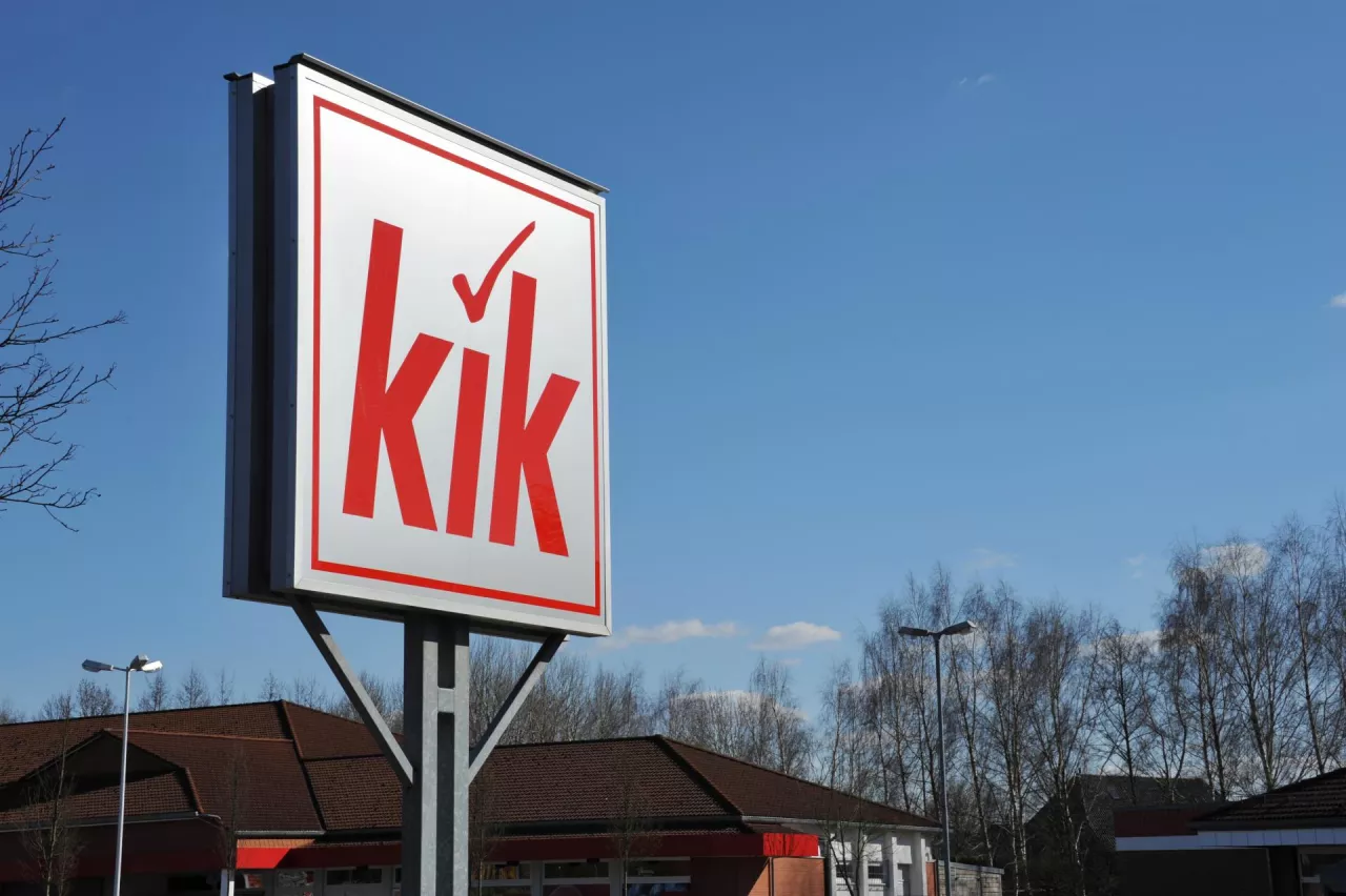 KiK szyld