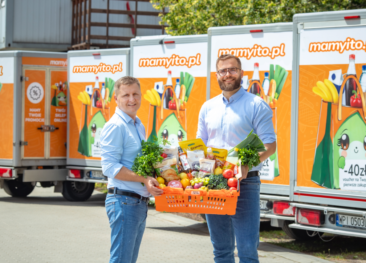 Kamil Kopania (z prawej) i Paweł Kozłowski (z lewej) z Mamyito.pl (fot. materiały prasowe)