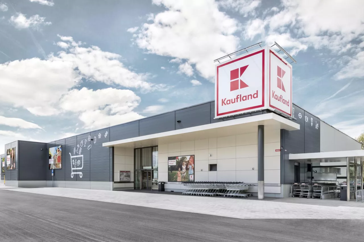 Kaufland masowo wprowadza elektroniczne etykiety cenowe w kolejnym dziale (for. materiały prasowe)