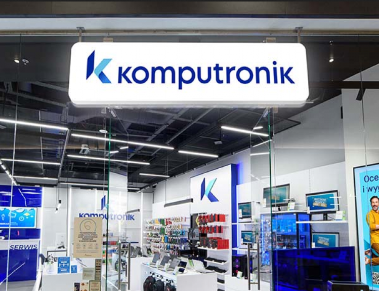 Sklep sieci Komputronik