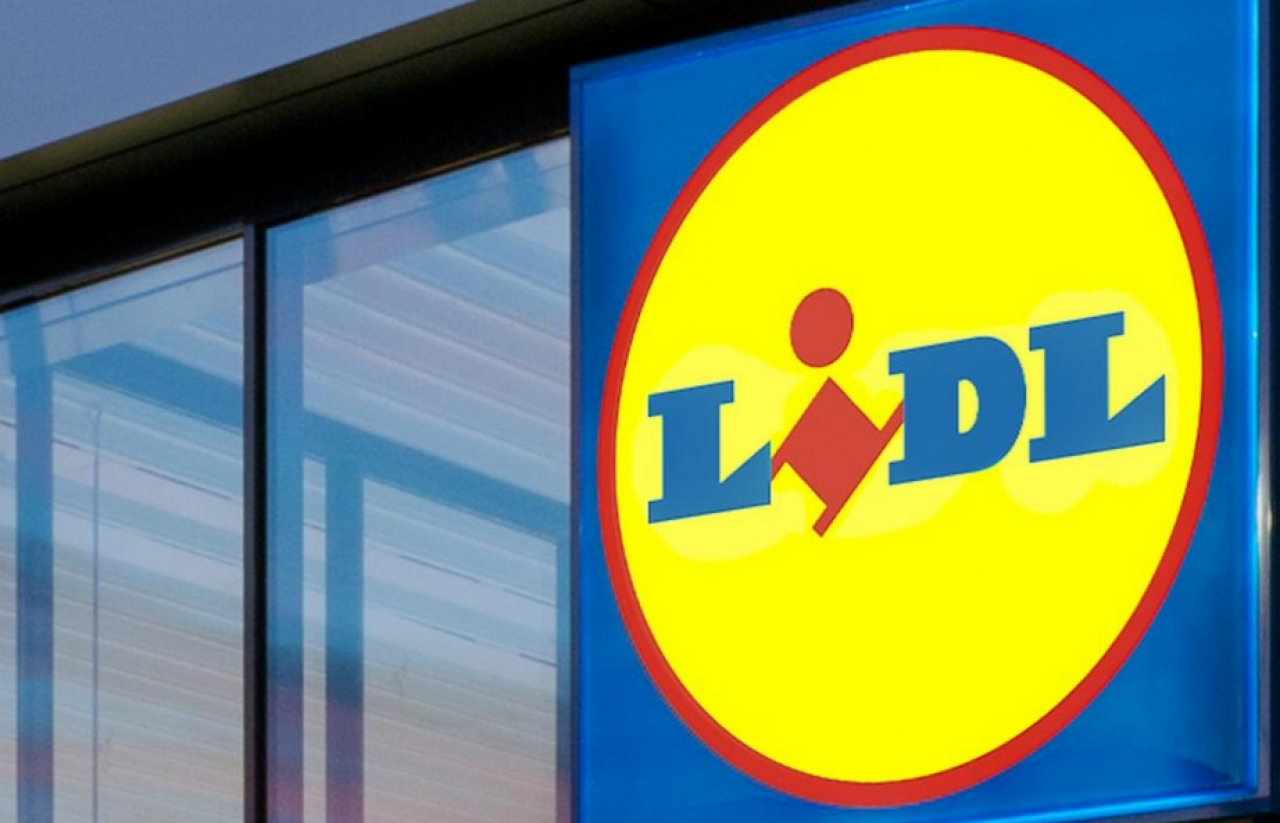 Sklep sieci dyskontów Lidl
