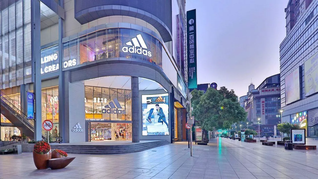 Hackerzy zaatakowali Adidasa. Wyciekły ważne dane klientów (fot. Adidas)